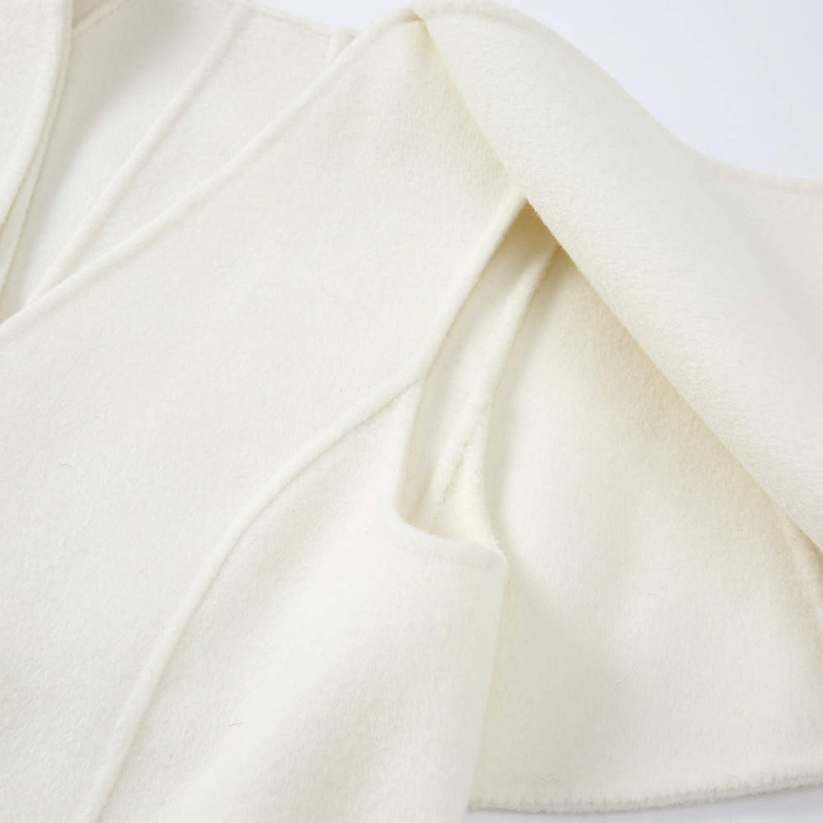 The Monaco Cape White